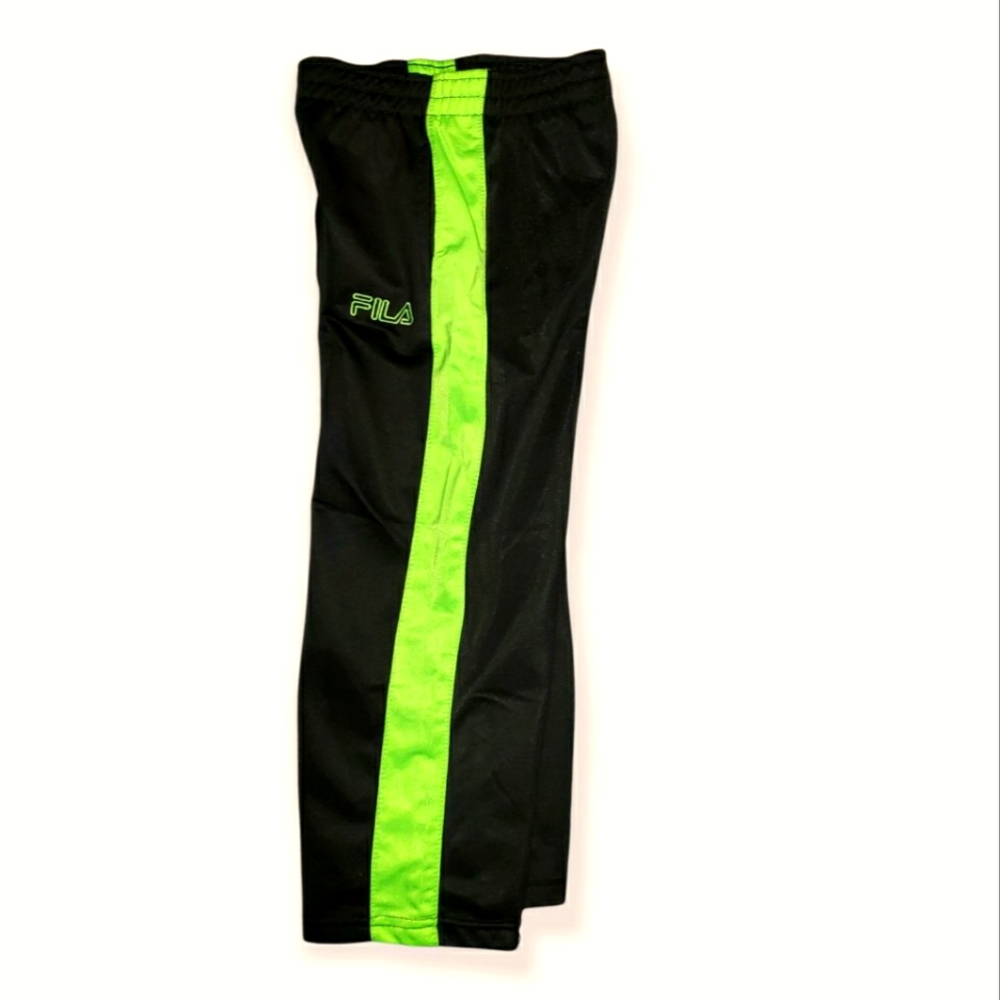 FILA Jogger/Sweatpants,  Black and Green, Size 5/6, Boys
